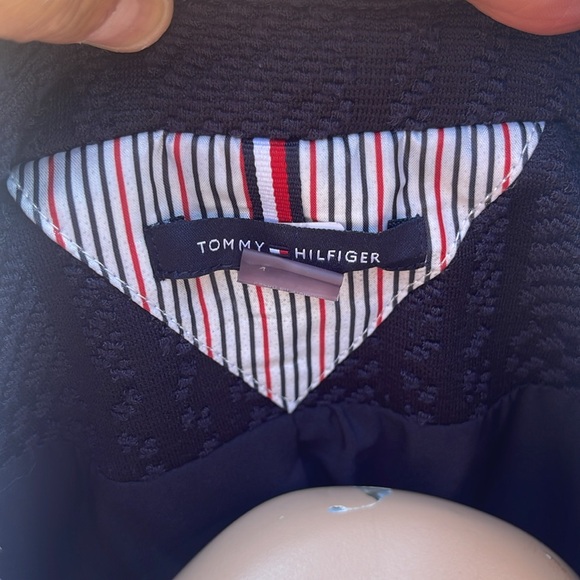 Tommy Hilfiger Navy Blazer/ Jacket Size 8 - Lined-Shoulder Pads - Subtle Pattern - Picture 3 of 12